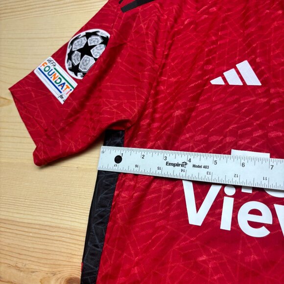 Manchester United Jersey Mens Large Red Casemiro Slim Fit Adidas Soccer - Picture 8 of 15